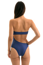 Charger l'image dans la galerie, Model Back: Rio De Sol Une Pièce Body Kiwanda Denim Rio
