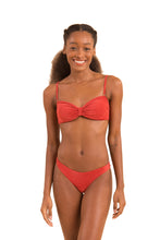 Charger l'image dans la galerie, Model Front: Rio De Sol Ensemble Set Malibu-Chili Balconet Essential-Comfy