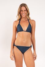 Charger l'image dans la galerie, Model Front: Rio De Sol Bas Bottom Shimmer-Shark Mel