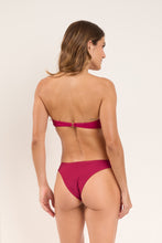 Charger l'image dans la galerie, Model Back: Rio De Sol Ensemble Set Shimmer-Desejo Bandeau-Joy Essential