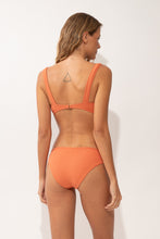 Charger l'image dans la galerie, Model Back: Rio De Sol Bas Bottom Sand-Argila Essential-Comfy