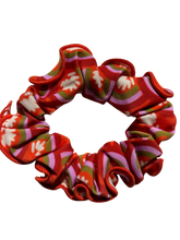 Charger l'image dans la galerie, Product Front: Rio De Sol Chouchou Floral-Scales Scrunchie