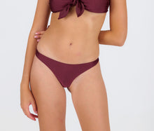Charger l'image dans la galerie, Gallery: Rio De Sol Bas Bottom Barolo Nice-Fio