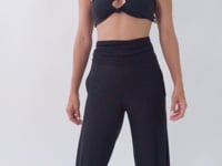 Charger et lire la vidéo dans la visionneuse de la Galerie, Video: Rio De Sol Pantalon De Plage Black Pants Knot