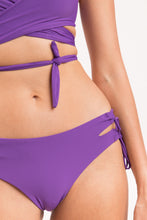 Charger l'image dans la galerie, Image 11: Rio De Sol Bas Bottom Amuleto Madrid