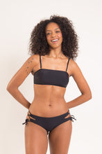 Charger l'image dans la galerie, Model Front: Rio De Sol Bas Bottom Nero Madrid