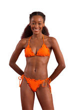 Charger l'image dans la galerie, Model Front: Rio De Sol Haut Top Dots-Orange Frufru