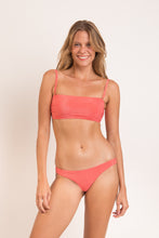 Charger l'image dans la galerie, Model Front: Rio De Sol Haut Top Malibu-Nina Bandeau-Reto
