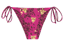 Charger l'image dans la galerie, Product Front: Rio De Sol Bas Bottom Roar-Pink Ibiza-Comfy

