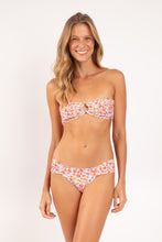 Charger l'image dans la galerie, Model Front: Rio De Sol Ensemble Set Ditsy-Sky Mavi Baobi
