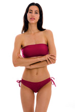 Charger l'image dans la galerie, Model Front: Rio De Sol Ensemble Set Uv-Desejo Bandeau-Reto Madrid
