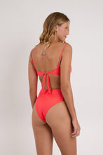 Charger l'image dans la galerie, Model Back: Rio De Sol Ensemble Set Malibu-Folia Bandeau-Iris Highwaist-Spin-Iris
