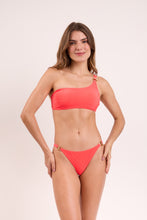 Charger l'image dans la galerie, Model Front: Rio De Sol Haut Top Malibu-Folia Grazy
