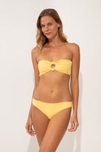Charger l'image dans la galerie, Model Front: Wednesday In Hawaii By Rio De Sol Bas Bottom Lilikoi Waikiki
