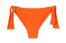 Charger l'image dans la galerie, Product Front: Rio De Sol Bas Bottom Calendula Italy
