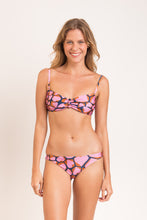 Charger l'image dans la galerie, Model Front: Rio De Sol Haut Top Amore-Pink Bandeau-Crispy
