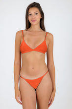 Charger l'image dans la galerie, Model Front: Rio De Sol Haut Top Paprica Tri-Fixo
