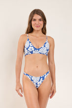 Charger l'image dans la galerie, Model Front: Wednesday In Hawaii By Rio De Sol Bas Bottom Pua-Pacifica Sunset
