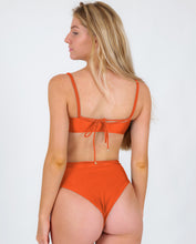 Charger l'image dans la galerie, Image 06: Rio De Sol Ensemble Set Paprica Bandeau-Reto Hotpants
