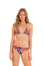 Charger l'image dans la galerie, Model Front: Rio De Sol Ensemble Set Leaves Tri-Inv Essential-Comfy
