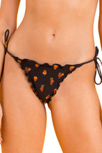 Charger l'image dans la galerie, Gallery: Rio De Sol Bas Bottom Cashew Frufru
