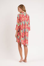 Charger l'image dans la galerie, Model Back: Rio De Sol Chemise Sea-Bloom Chemise Gabriele
