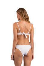 Charger l'image dans la galerie, Model Back: Rio De Sol Haut Top Bora-White Bra-Trio
