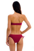 Charger l'image dans la galerie, Model Back: Rio De Sol Ensemble Set Uv-Desejo Bandeau-Reto Madrid
