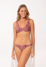 Charger l'image dans la galerie, Model Front: Rio De Sol Bas Bottom Dune Essential
