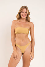 Charger l'image dans la galerie, Model Front: Rio De Sol Ensemble Set Fluity-Dourado Bandeau-Reto Essential
