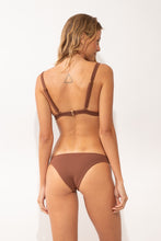 Charger l'image dans la galerie, Model Back: Rio De Sol Haut Top Sand-Cappuccino Alba
