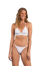 Charger l'image dans la galerie, Model Front: Rio De Sol Ensemble Set Bora-White Tri-Cos Cheeky-Fixa
