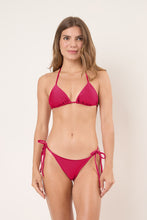 Charger l'image dans la galerie, Model Front: Rio De Sol Haut Top Shimmer-Desejo Tri-Inv
