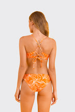 Charger l'image dans la galerie, Model Back: Rio De Sol Bas Bottom Trail-Orange Essential-Comfy
