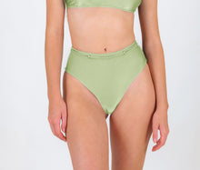 Charger l&#39;image dans la galerie, Bottom Oliva Hotpants
