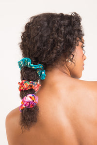 Love-Trip Scrunchie