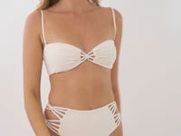 Charger et lire la vidéo dans la visionneuse de la Galerie, Video: Rio De Sol Haut Top Malibu-Natural Bandeau-Iris
