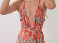 Charger et lire la vidéo dans la visionneuse de la Galerie, Video: Rio De Sol Une Pièce Sea-Bloom New Vegas
