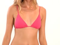 Charger et lire la vidéo dans la visionneuse de la Galerie, Video: Wednesday In Hawaii By Rio De Sol Bas Bottom Guava Waimea
