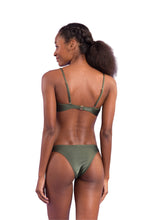 Charger l&#39;image dans la galerie, Model Back: Rio De Sol Bas Bottom Croco Essential
