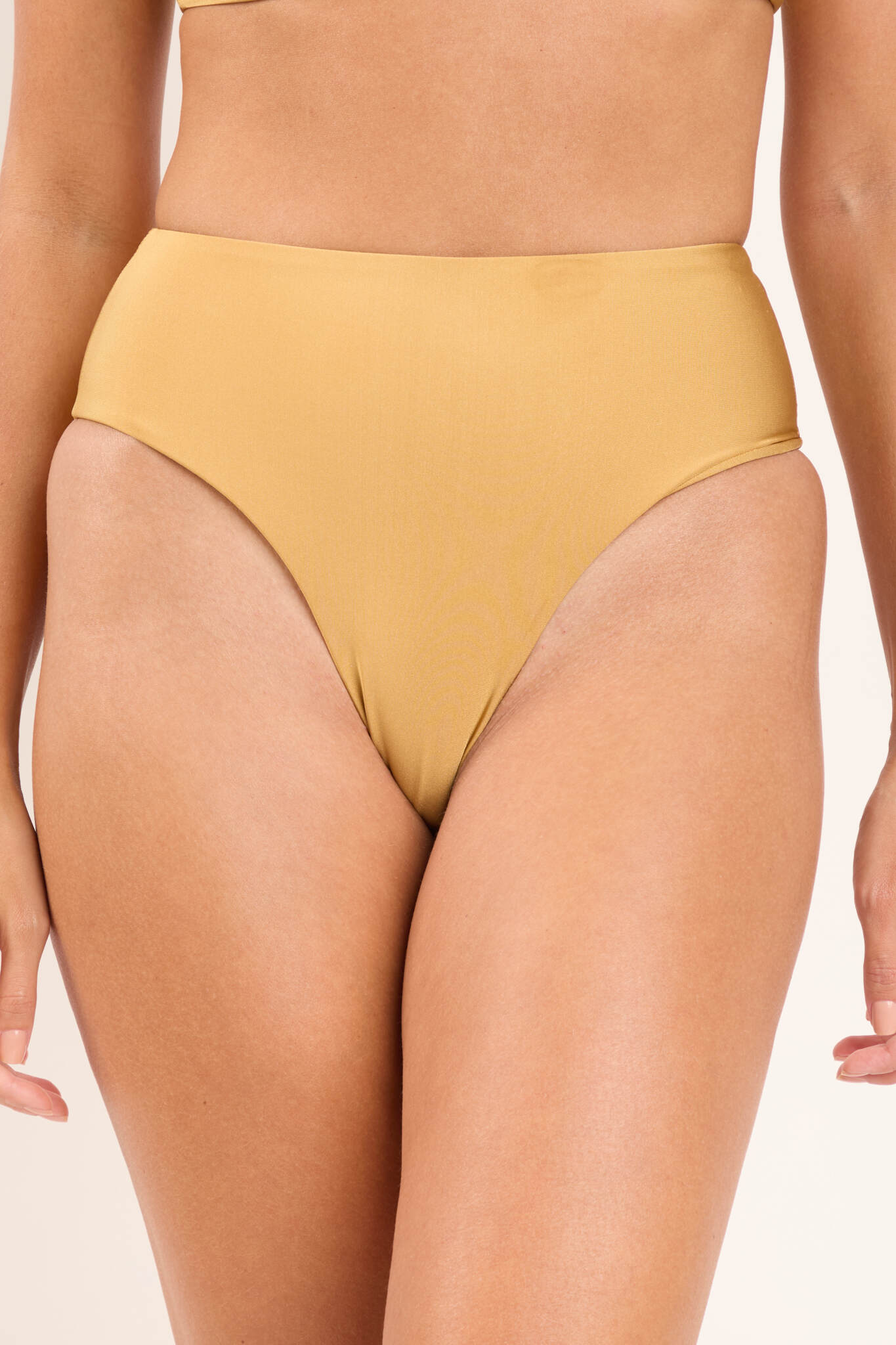 Gallery: Rio De Sol Bas Bottom Fluity-Dourado Hotpants