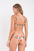 Charger l&#39;image dans la galerie, Model Back: Rio De Sol Bas Bottom Kauai Italy
