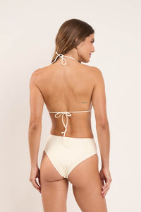 Model Back: Rio De Sol Bas Bottom Off-White Hotpants