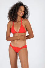 Charger l&#39;image dans la galerie, Model Front: Rio De Sol Bas Bottom Rouge Mel
