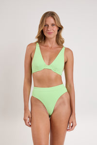 Model Front: Rio De Sol Bas Bottom Sand-Menta Kora