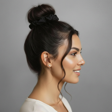 Charger l'image dans la galerie, Image 03: Rio De Sol Chouchou Nero Scrunchie
