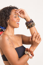 Charger l&#39;image dans la galerie, Image 05: Rio De Sol Chouchou Nocciola Scrunchie
