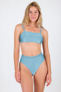 Model Front: Rio De Sol Haut Top Mirante Bandeau-Reto