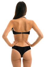 Charger l'image dans la galerie, Model Back: Rio De Sol Haut Top Preto Bandeau-Pli
