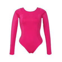 Charger l'image dans la galerie, Product Front: Wednesday In Hawaii By Rio De Sol Une Pièce Guava Surf
